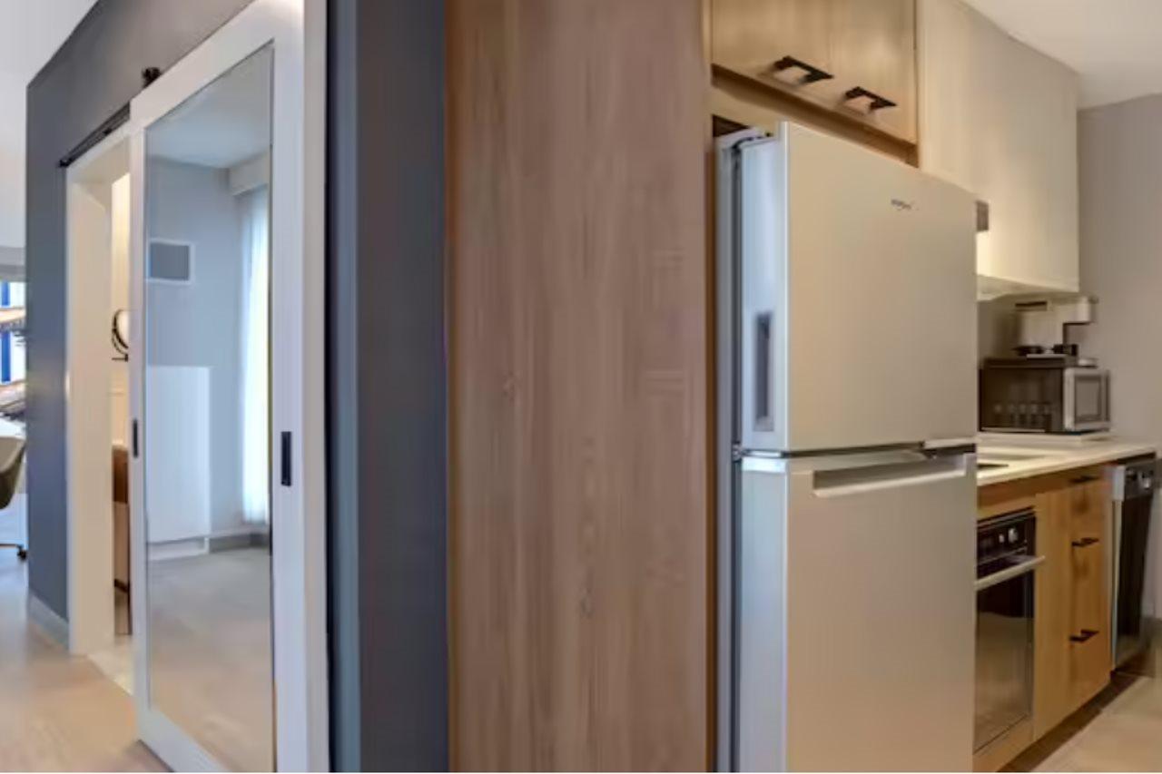 Hampton Inn Montreal Downtown, Qc Ngoại thất bức ảnh