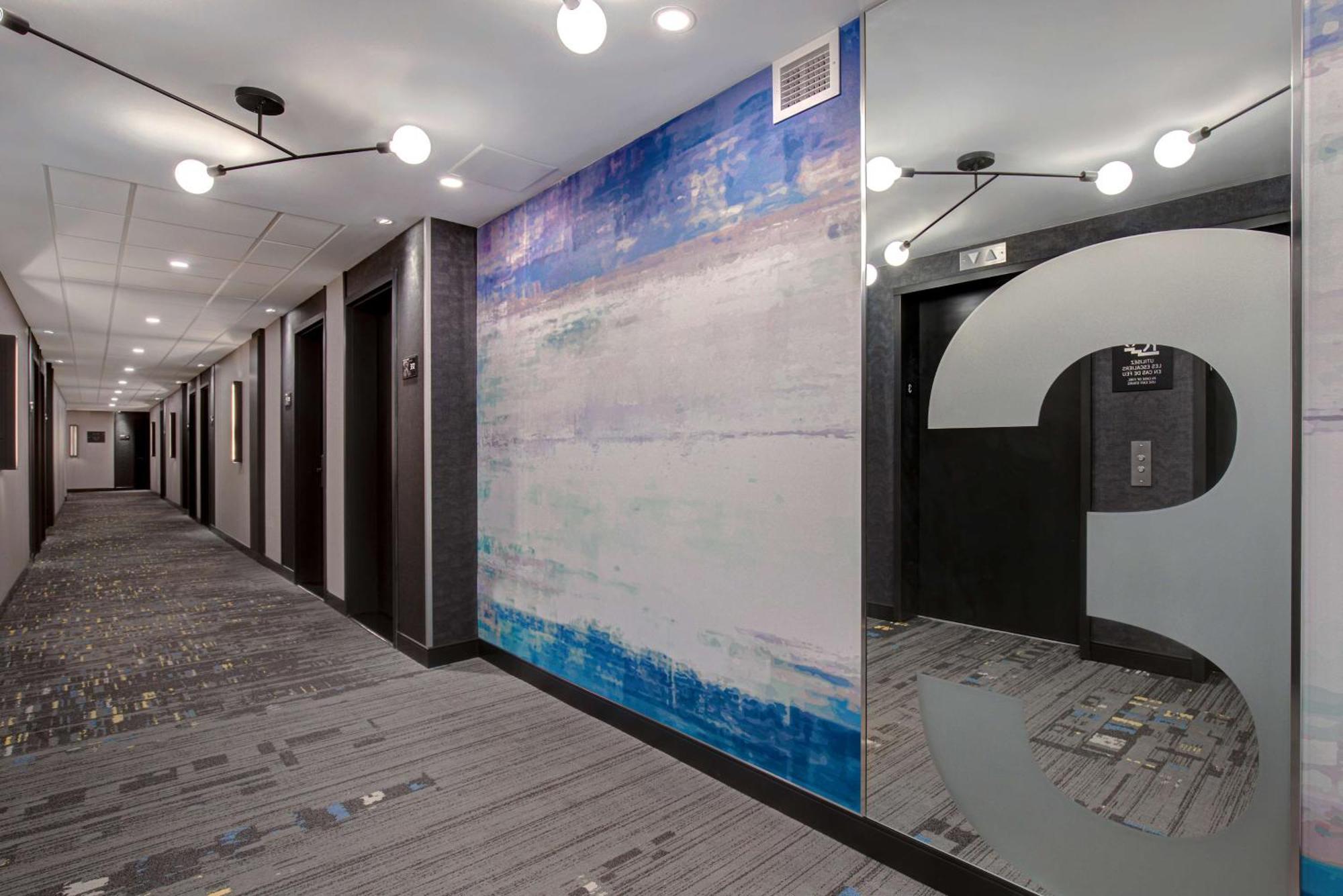 Hampton Inn Montreal Downtown, Qc Ngoại thất bức ảnh