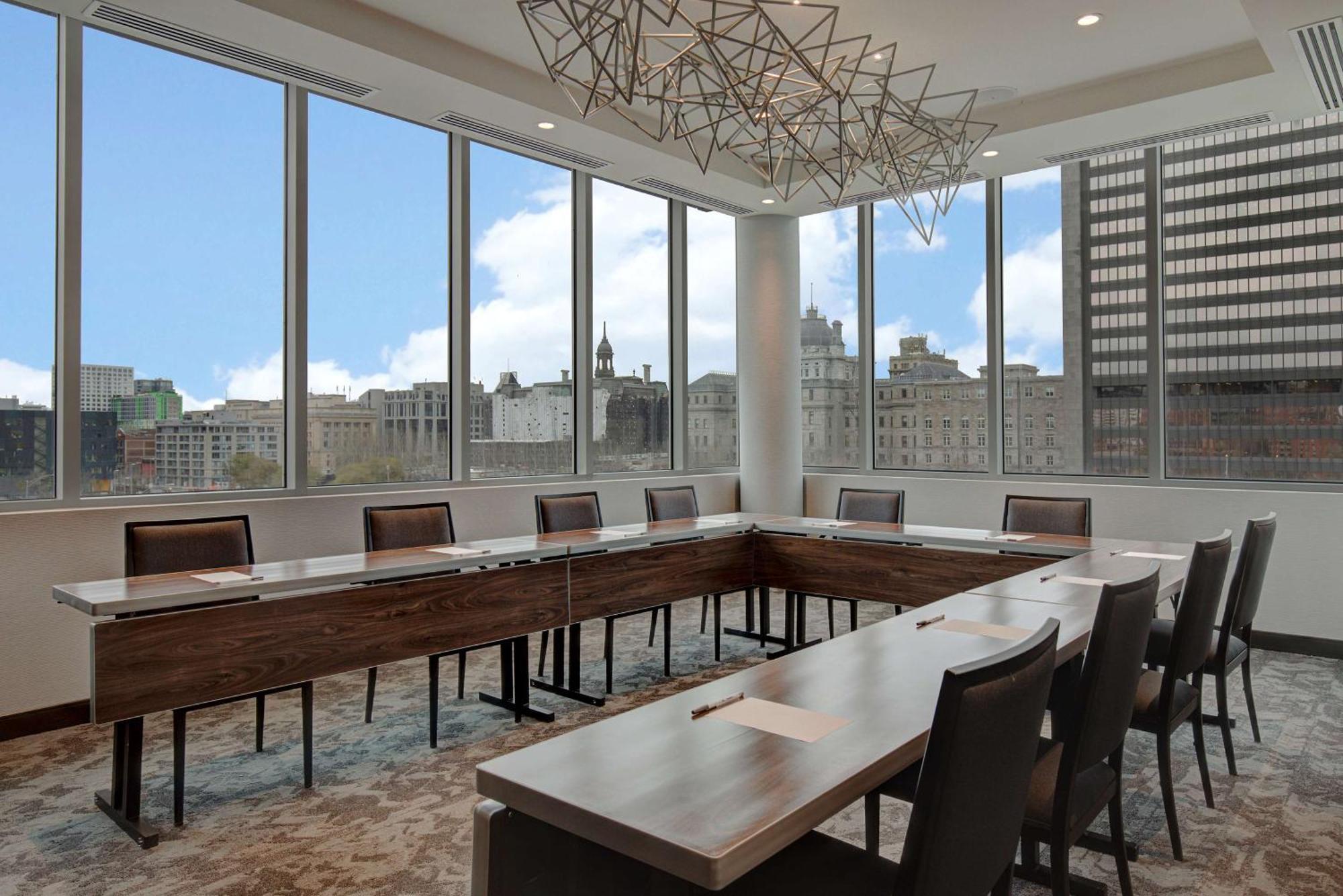 Hampton Inn Montreal Downtown, Qc Ngoại thất bức ảnh