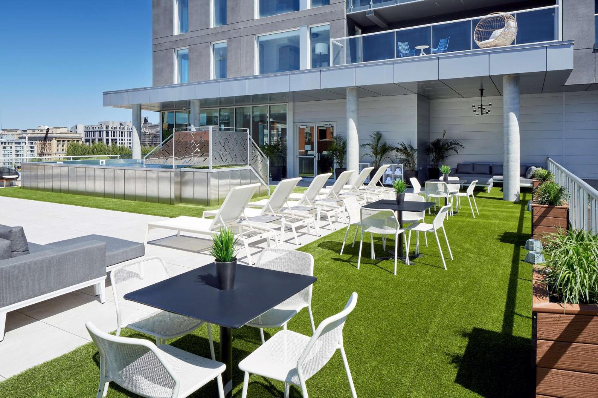 Hampton Inn Montreal Downtown, Qc Ngoại thất bức ảnh